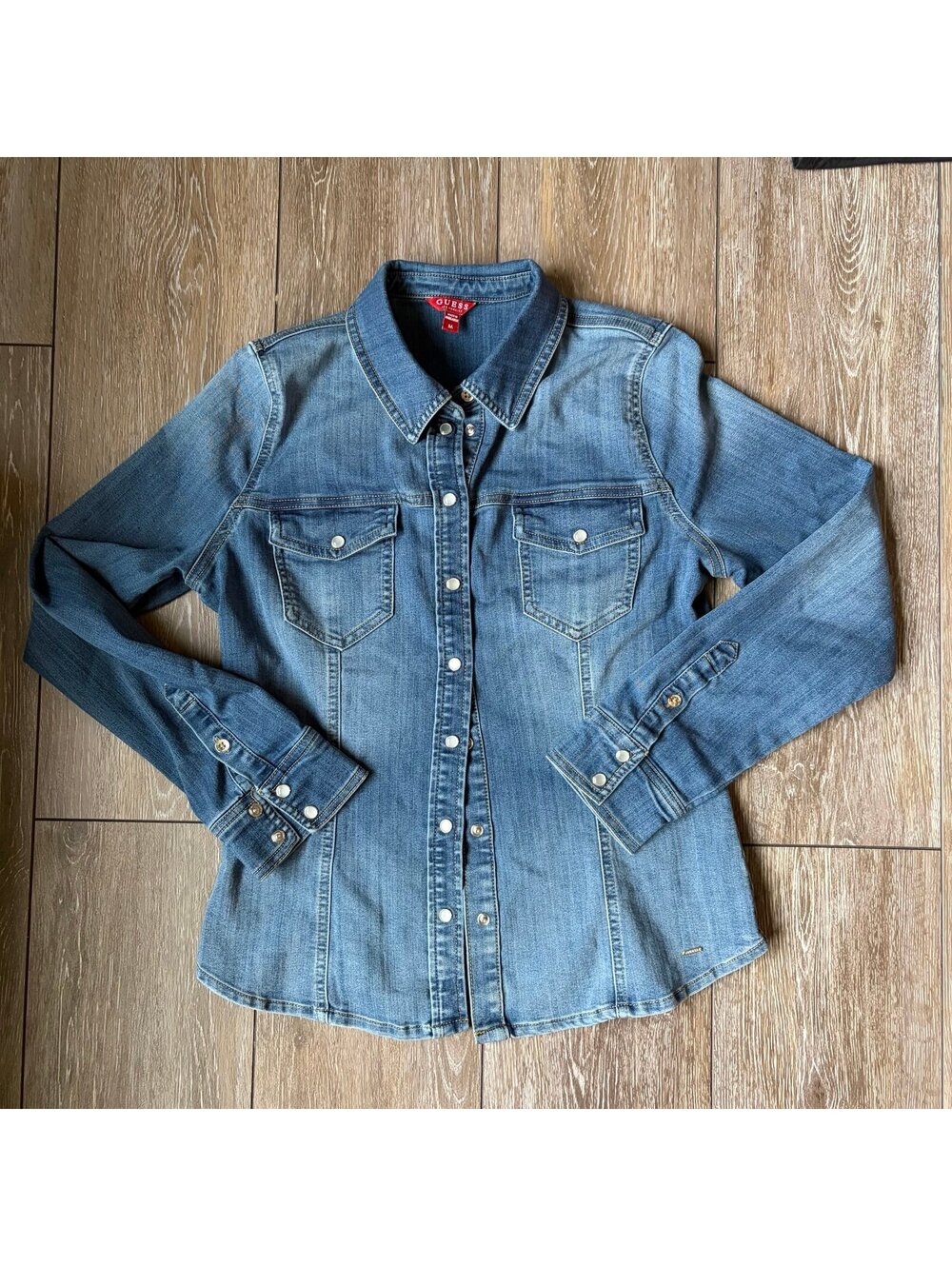GUESS Denim Shirt Jacket Women’s M Western Snap Front Blue